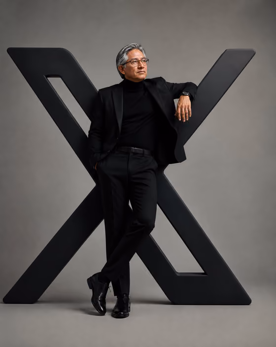 Logo Fashion Editorial