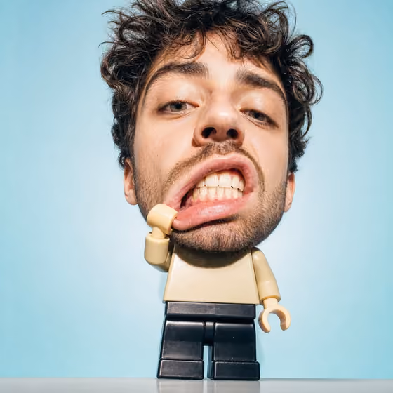Giant Head Minifig
