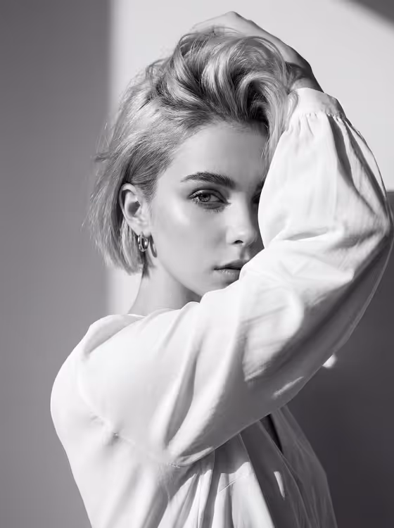 Raised-Arm Monochrome Fashion template result