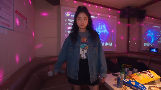 Noraebang Karaoke Confidence Collapse