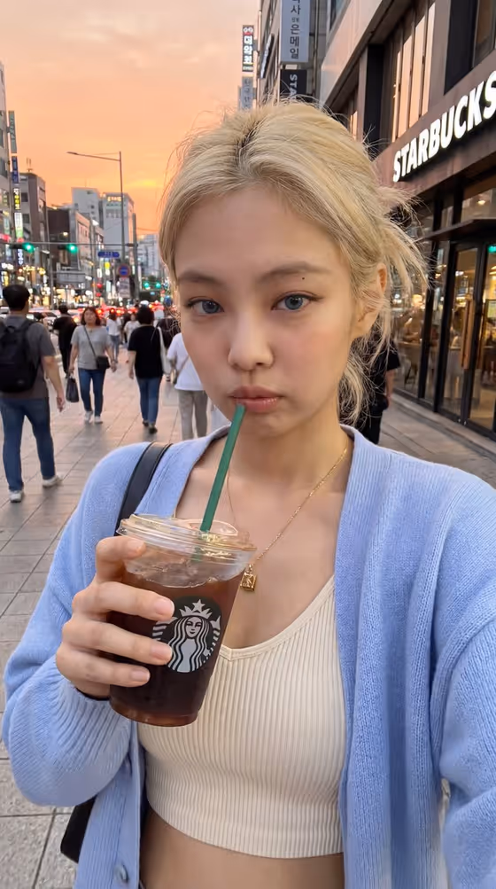 Seoul Street Sunset Selfie template result