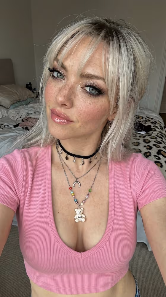 Influencer Close-Up