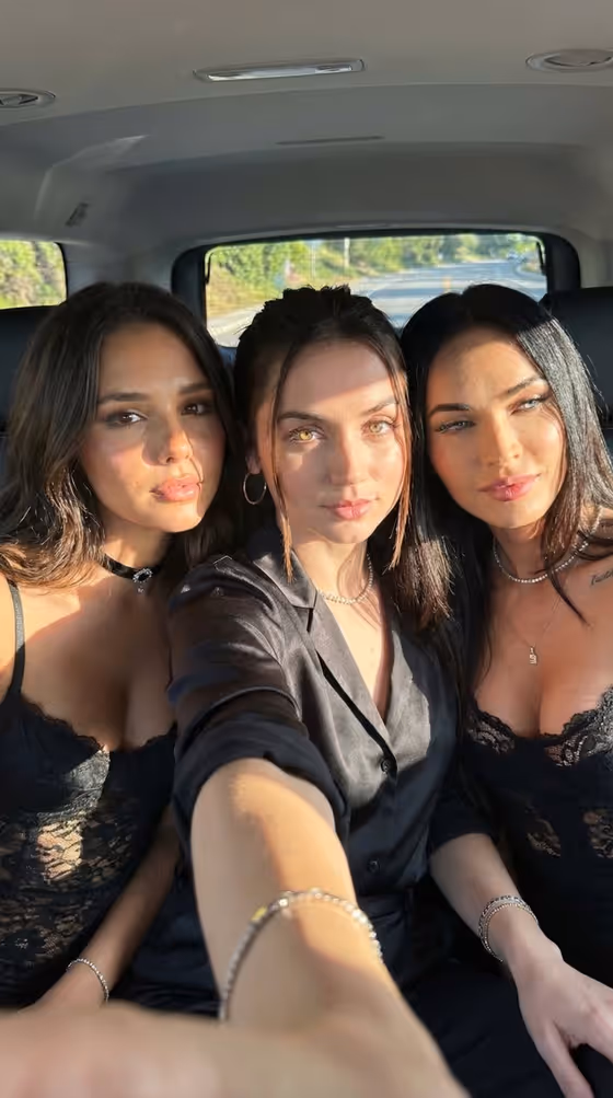 Car Selfie Trio template result