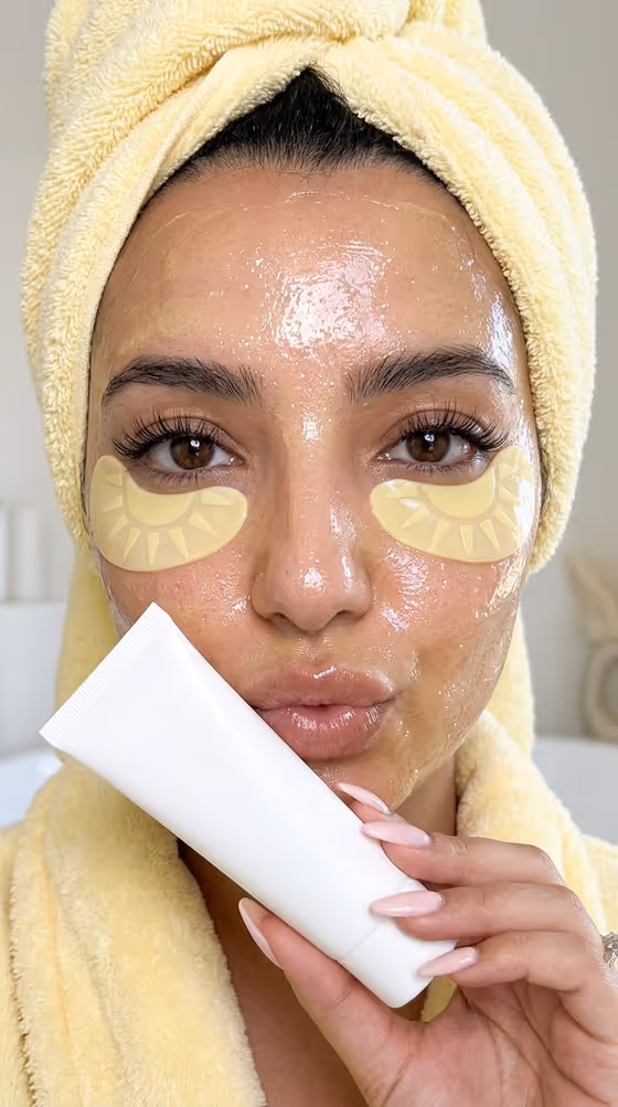 Spa Glow Selfie