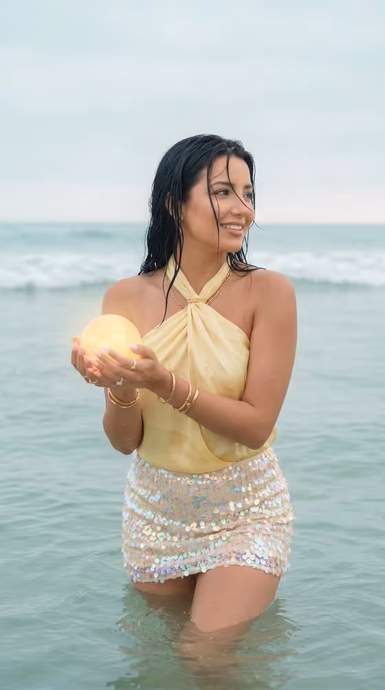 Surreal Ocean Light Gathering Portrait template result