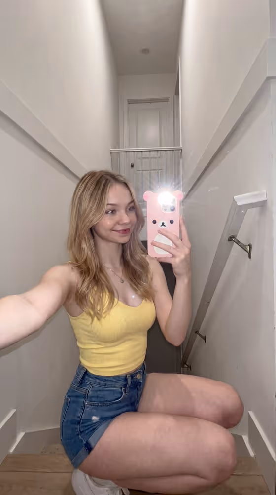 Flash Stairwell Selfie template result